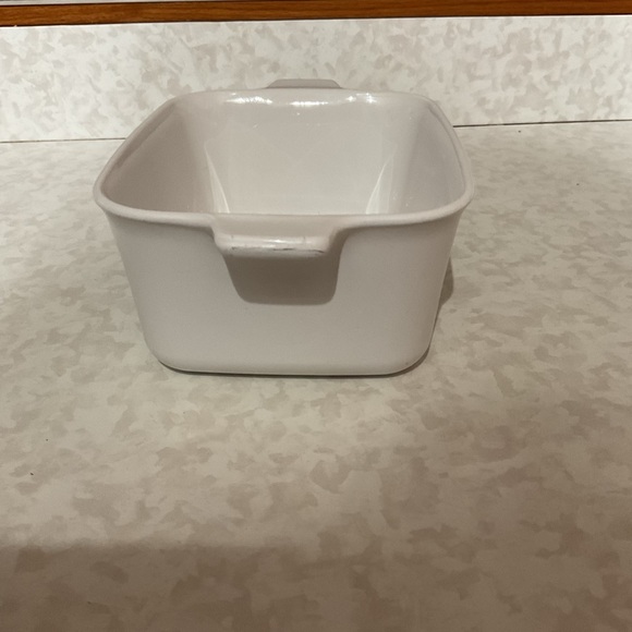 Vintage Corning ware White Ceramic Baking Dish with vegetable Design. - Picture 3 of 3